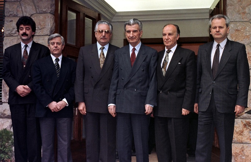 FILE PHOTO OF CROATIAN PRESIDENT FRANJO TUDJMAN WITH LEADERS OF OTHER FORMER YUGOSLAV REPUBLICS